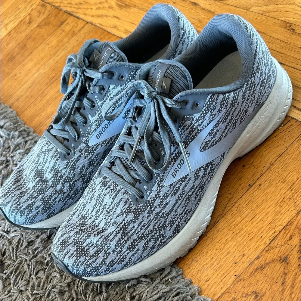 Women's Brooks Launch 7 Blue Patterned Athletic Shoes Sneakers Size 10